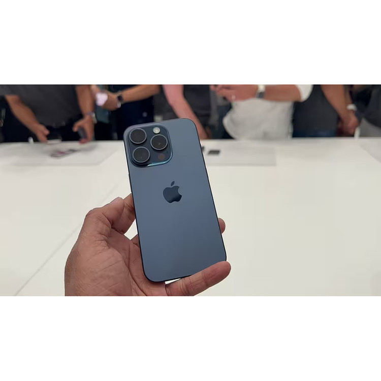 گوشی موبایل اپل مدل ( کارکرده بدون رجیستر ) iPhone 15 Pro Max ZAA دو سیم کارت ظرفیت 256 گیگابایت و رم 8 گیگابایت